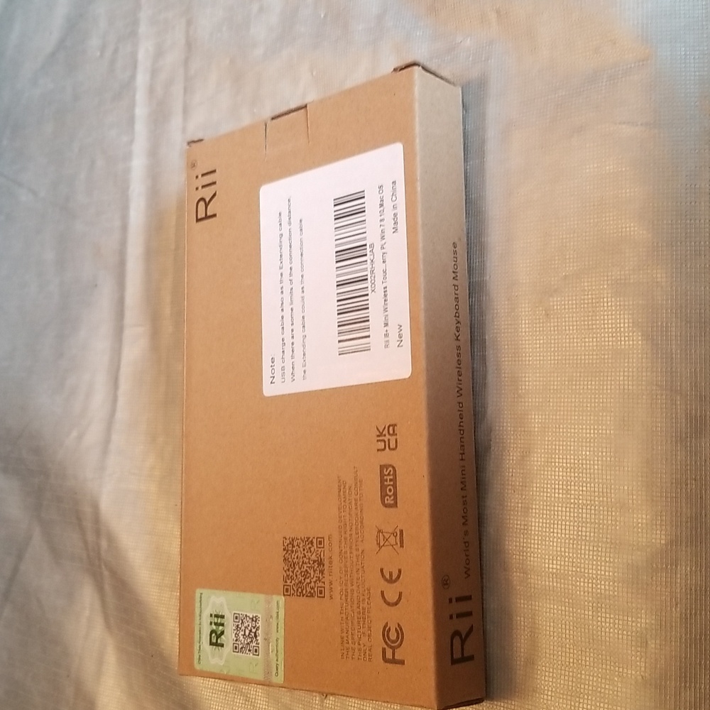 Rii Mini Handheld Wireless Keyboard Mouse BNIB